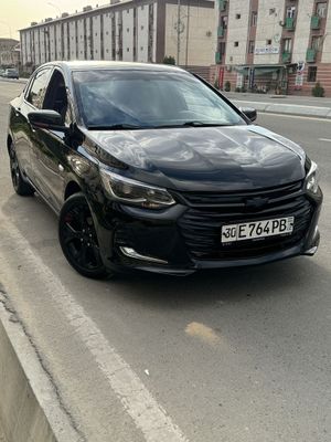 Onix sotiladi xolati ideal qolgan malimot telda kiraska toza