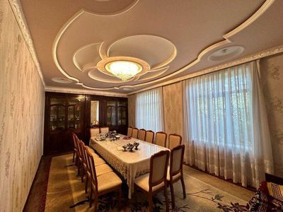 Олмазор туманида Ховли сотилади(3,6 сотих)