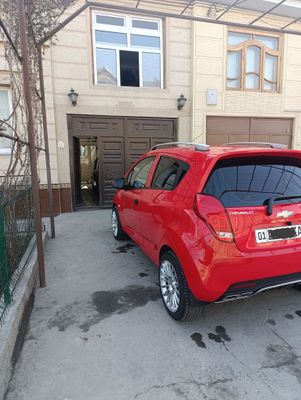 Spark qizil 2014