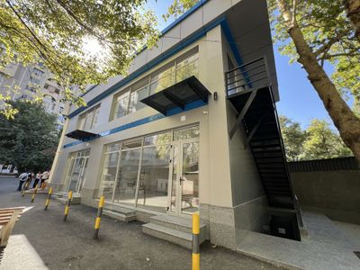 Аренда под офис Метро Хамид Алимджан, 110м2 1 этаж (2000$)