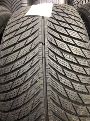 Автошины 265/45 R21 зимние