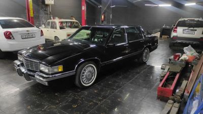 Cadillac de vil 1989 СРОЧНО!!!