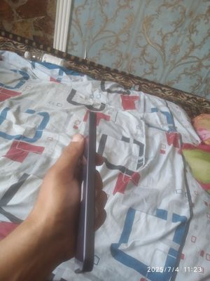 Samsung a 35 sotiladi