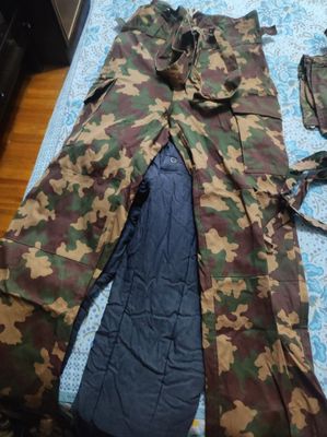 Продам зимние брюки комбинезон( ватные) камуфляж