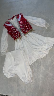Kelinlar libosi