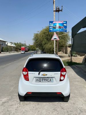 Mashina zur xolati ideal