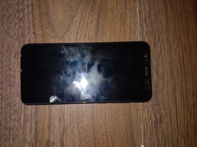 Redmi 5 plus 3/32gb