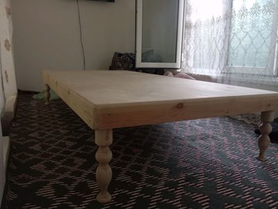 xontaxta uzunligi boʻyi 2 metir eni 1 metr