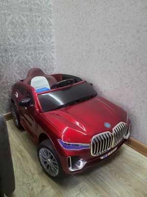 Детская машина BMW