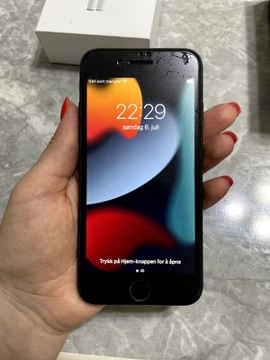 iPhone 7 — 128 ГБ — Отличное состояние.