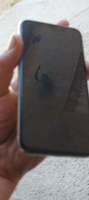 IPhone x yomks 100 fes tru tonlari ishledi aybi yo'q karobka dakument