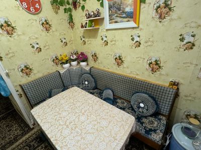 продаётся детская прихожая и уголок.