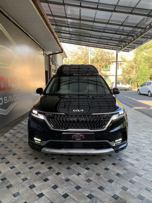 Kia Carnival Highlimousine yengi moshina