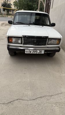 Srochno Vaz 2107 sotiladi. 2000yil 99134probeg gaz balonlik, 75talik.