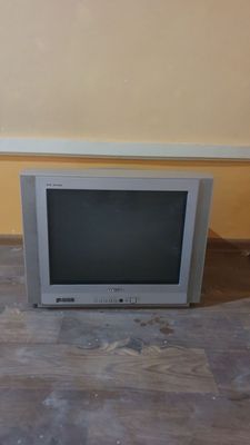 Televizor ishlaydiz, narxi 600.000