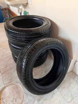 Продаю всесезонные шины GoodYear