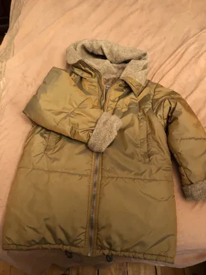 Продается теплая куртка.