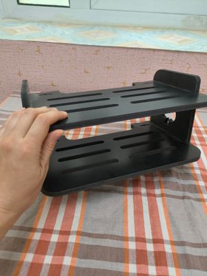 Черная подвесная полочка