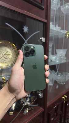 iPhone 13 pro green sotiladi