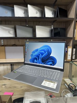 Asus Vivobook Pro 15 Ноутбук