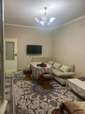 Аренда квартира 1/1/4 М.улугбек район эко базар Ориентир теннис корт
