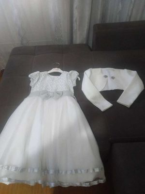Продается нарядное платье на девочку б/у