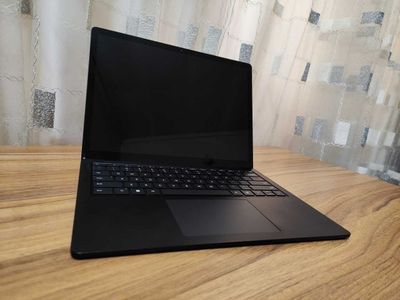 Microsoft Surface Laptop 5