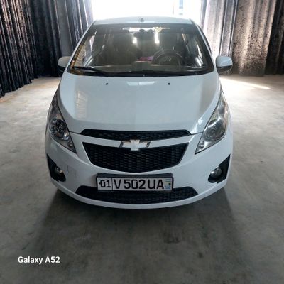 Продаётся автомобиль спарк