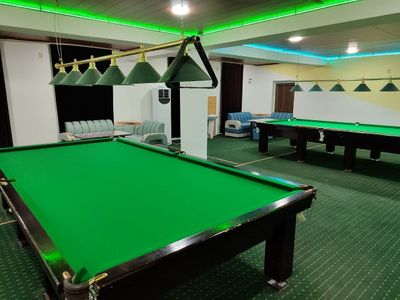 Billiard stol lar va jixozlari sotiladi