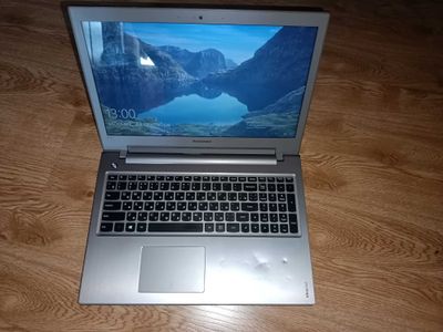 Продаётся ноутбук LENOVO Z500