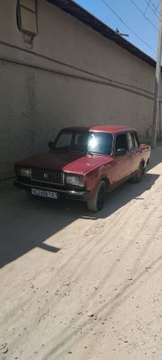vaz 2107 sotiladi