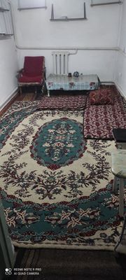 Продается дом в г Ахангаран 6 соток все коммуникации, не дорого.