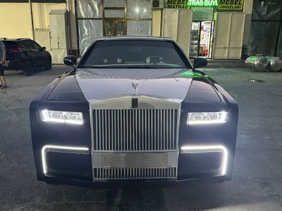 Linkoln & Rolls Royce Pnanton