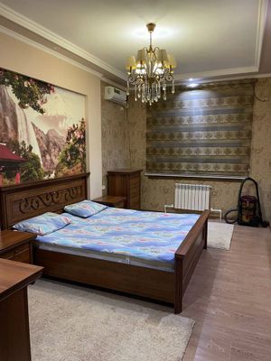 Сдается 2 х комнатная квартира на 2 этаже Исмоил Гулрух 350 $