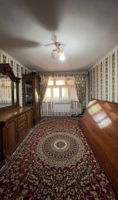 Продается квартира 3 комнатная 2 этаж
