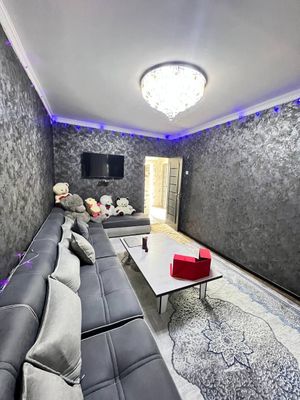 Продается 2х комнатная квартира срочно.