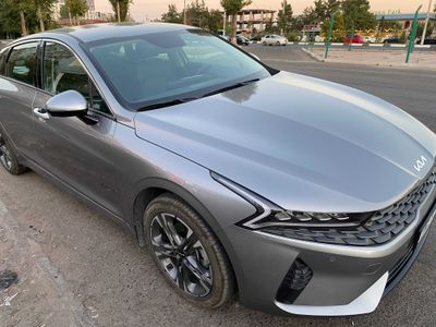 Продам в Ташкенте.KIA K5
