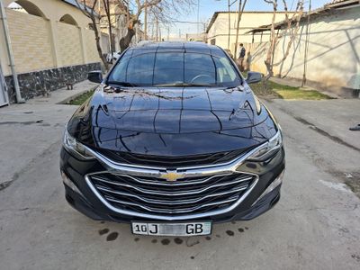 Продаётся Chevrolet Malibu 2 turbo premier