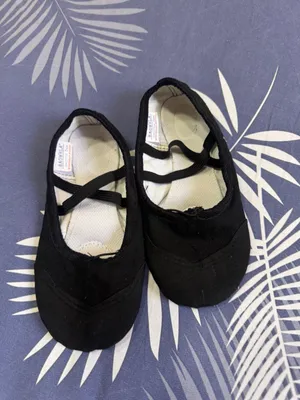 Гимнастика учун чешка сотилади.