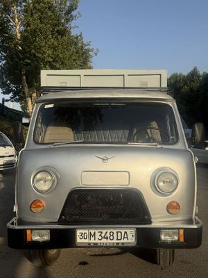 Uaz 452 furgon, yili 1977