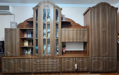 Продаётся стенка в отличном состоянии
