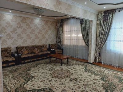 Ижарага 4/4/5 массив Феруза кафе Согдиана 4-х комнатная в аренду
