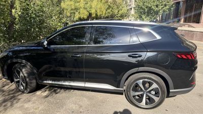 BYD song plus ev sotiladi