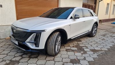 Продается электромобиль Cadillac Lyriq