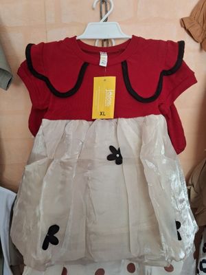 Qizchalar va bolalar kiyimlari sotiladi!!!