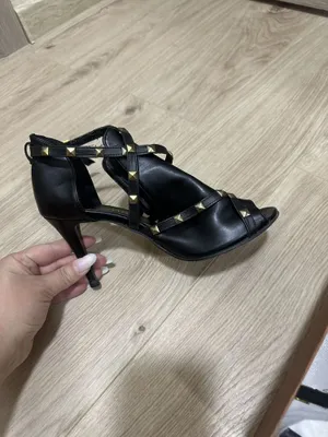 Босоножки от valentino размер 38-39