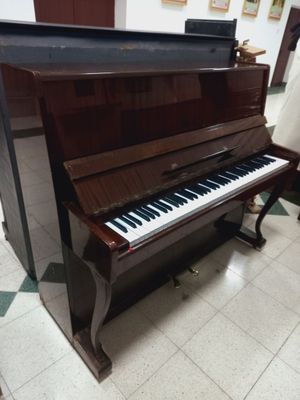 Belarus Pianino Buxoroda