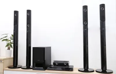 Samsung HT-J5550WK (домашний кинотеатр 5.1)