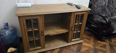 Продаётся деревянная тумба в классическом стиле