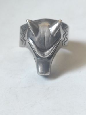 Продам серебряное кольцо ручной работы!